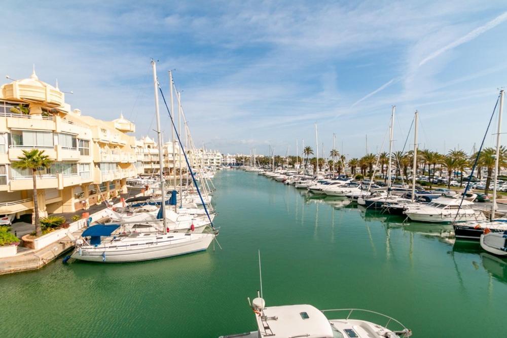 The Perfect Holiday Location Benalmádena Dış mekan fotoğraf